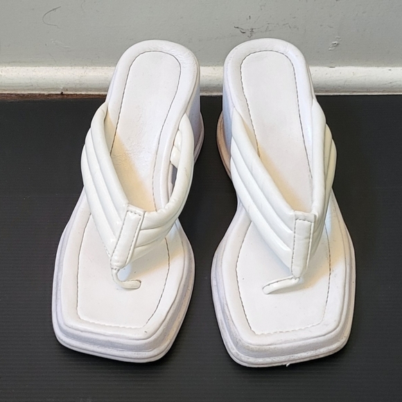 White Platform Flip Flop Sandals - Picture 2 of 3
